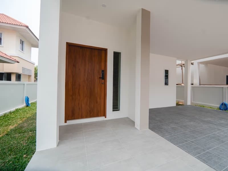 4 Bed House for Rent in Hang Dong
