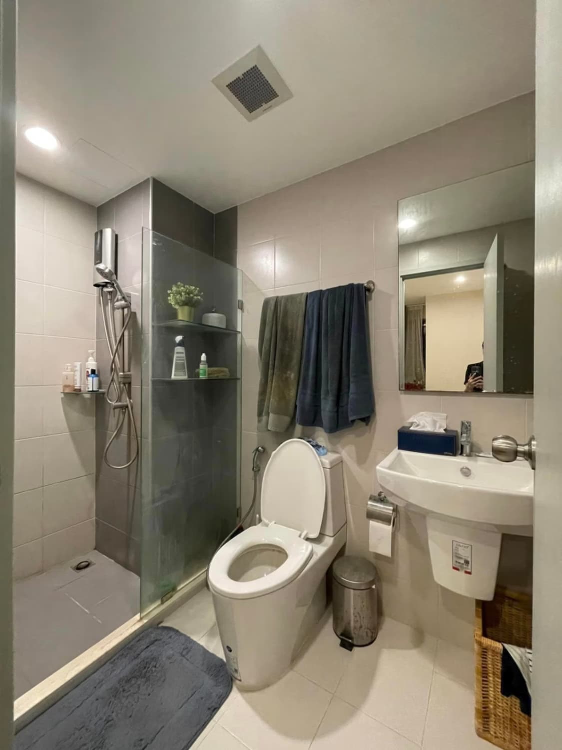 1 Bedroom Condo - Image 7