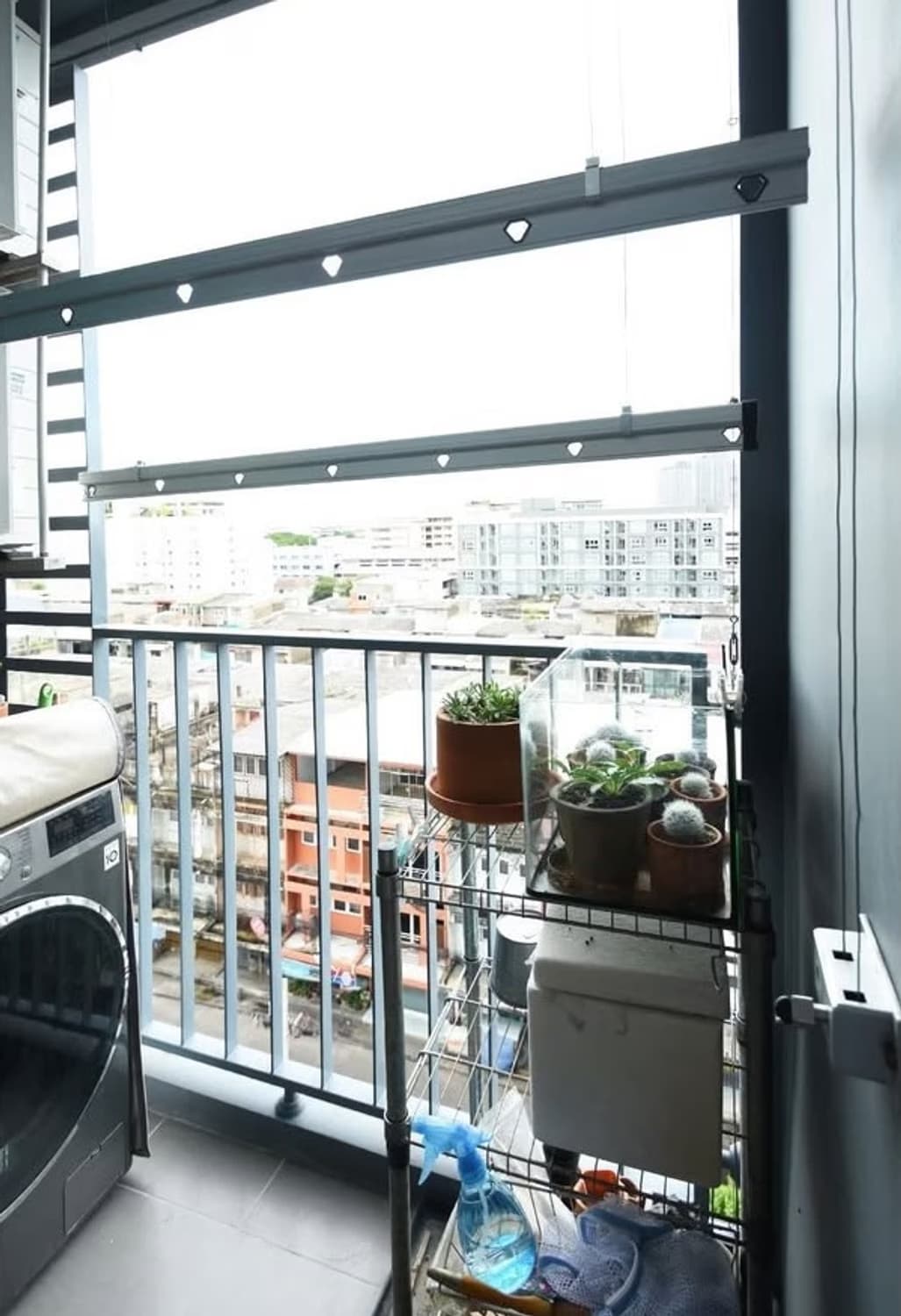 1 Bed Condo for Sale in Phra Khanong - Image 6
