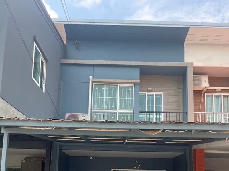  Townhouse for Rent at Vilette Lite