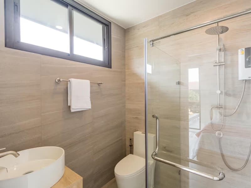 4 Bed House for Rent in Hang Dong