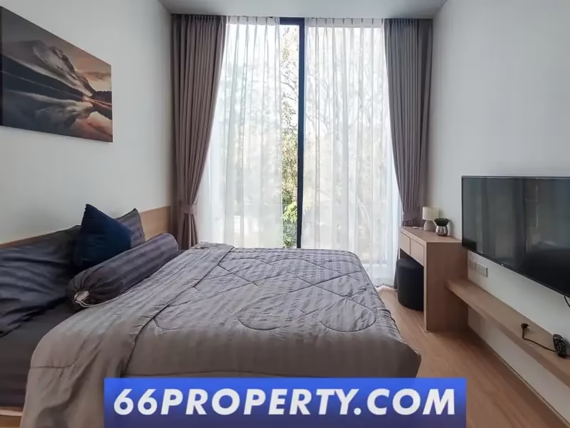 4 Bedroom House - Image 7