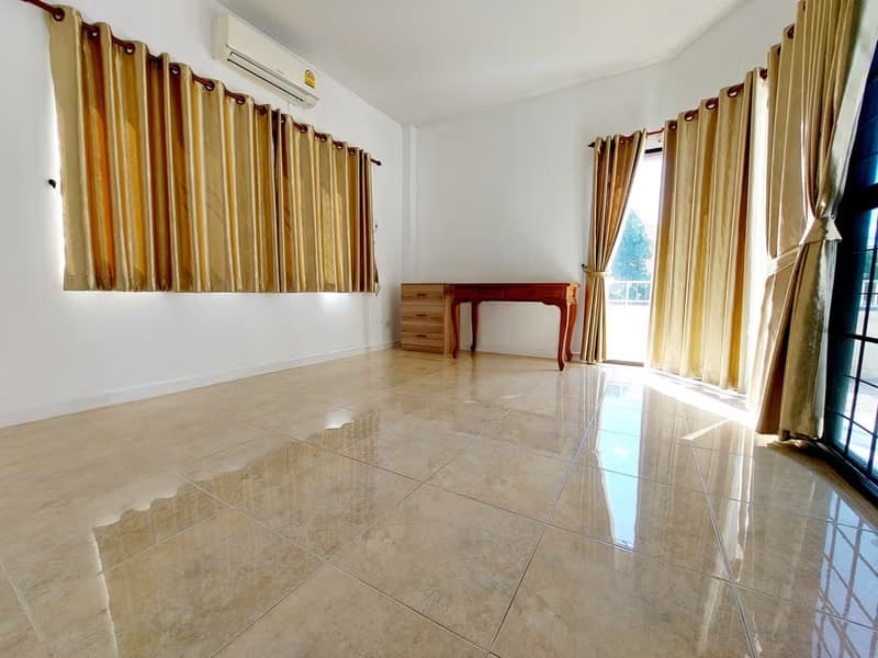 4 Bed House for Sale in Hang Dong