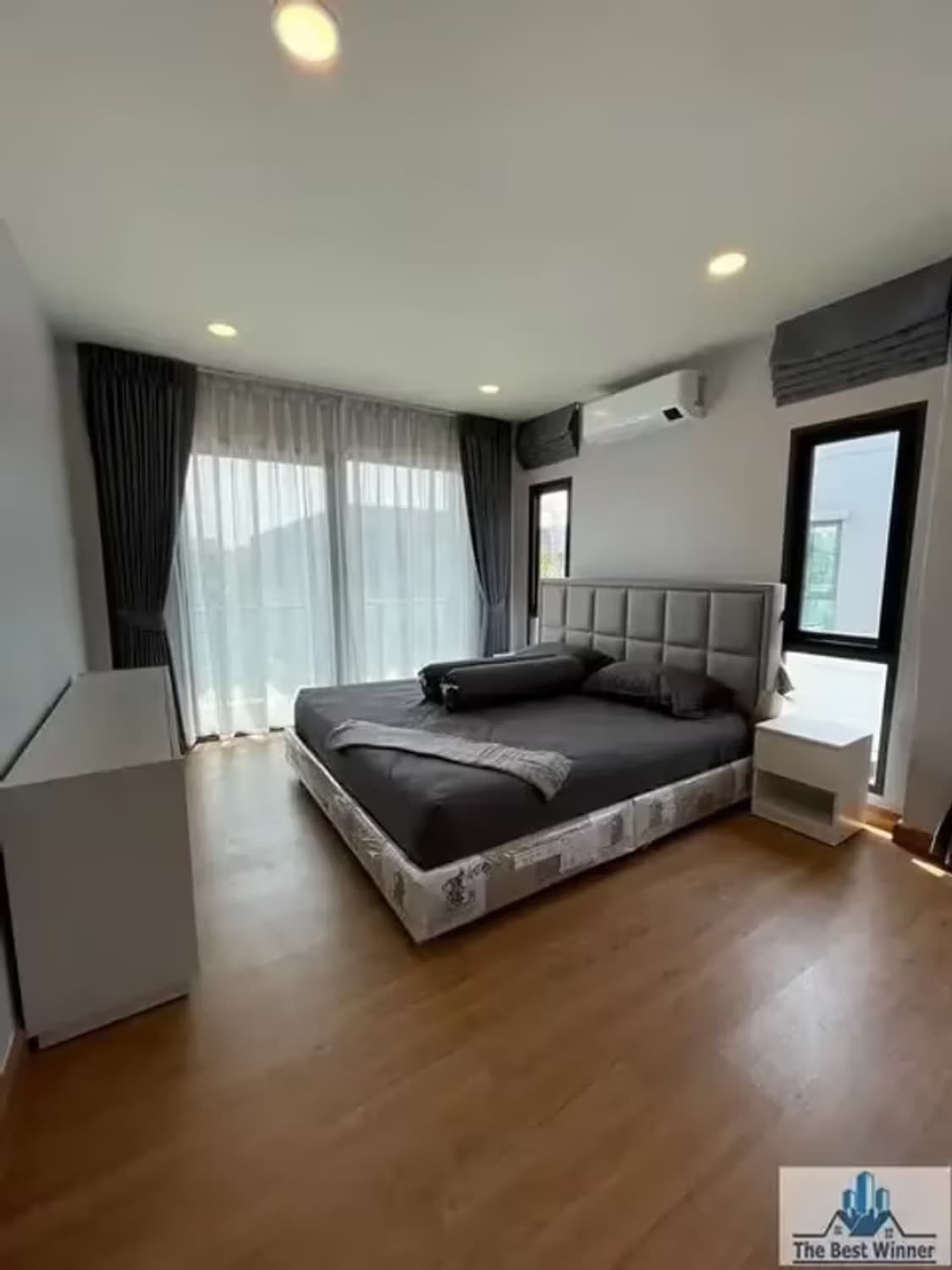 3 Bedroom House - Image 5