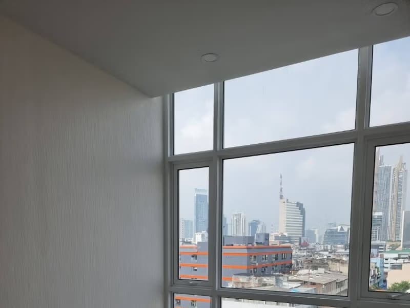 2 Bed Condo for Sale in Bang Rak