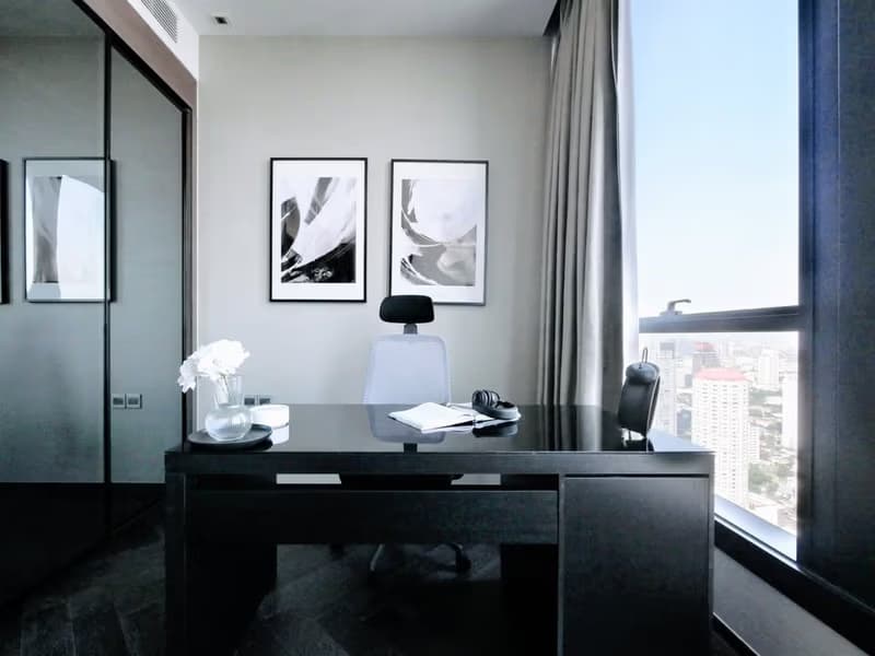3 Bed Condo for Rent in Khlong Toei