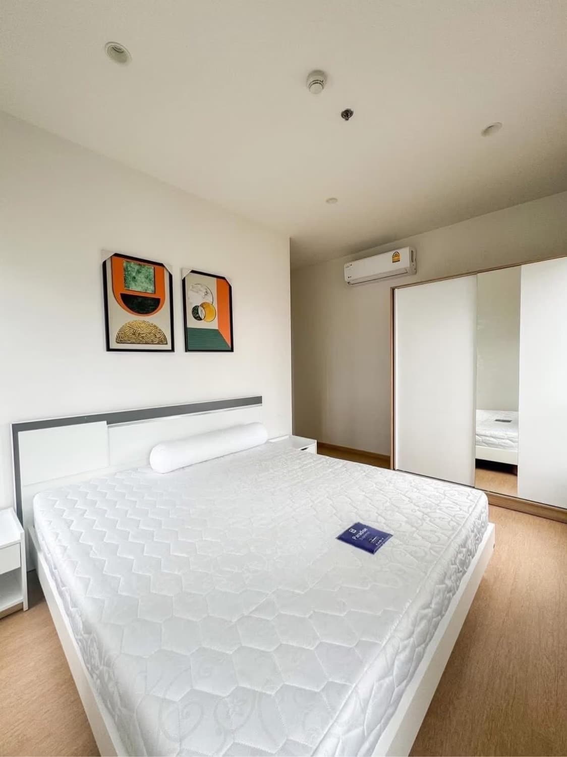 2 Bed Condo for Sale in Watthana - Image 2