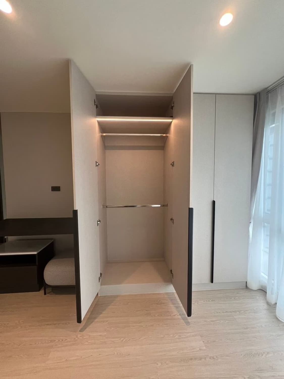 1 Bed Condo for Sale  Near Asok BTS - Image 14