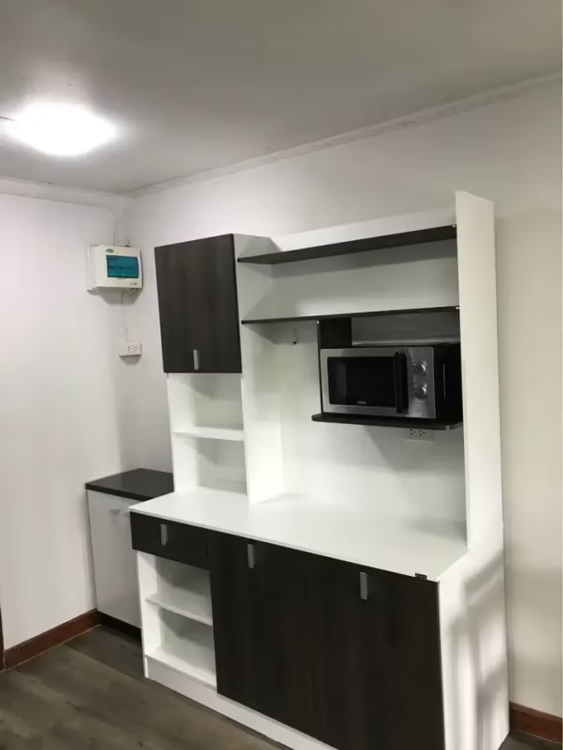 1 Bedroom Condo - Image 2