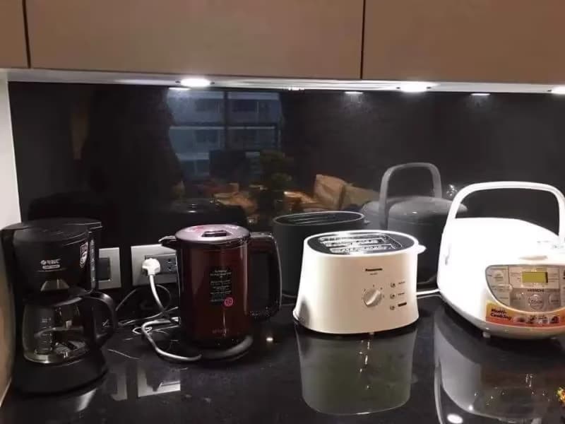 1 Bedroom Condo