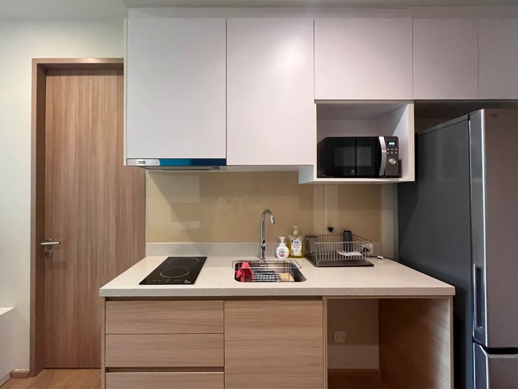 Condo for Sale at Noble Around Sukhumvit 33 - Image 4