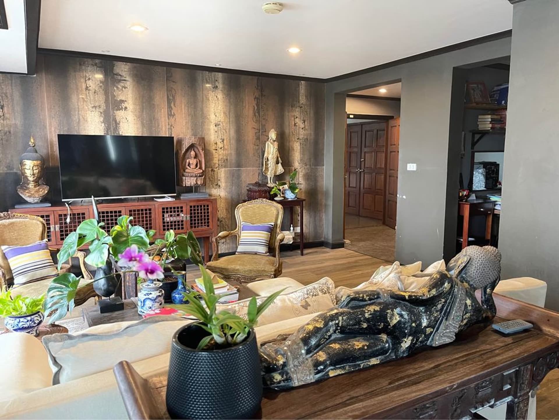 2 Bed Condo for Sale in Suan Luang - Image 10
