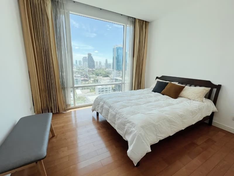 2 Bed Condo for Sale in Watthana