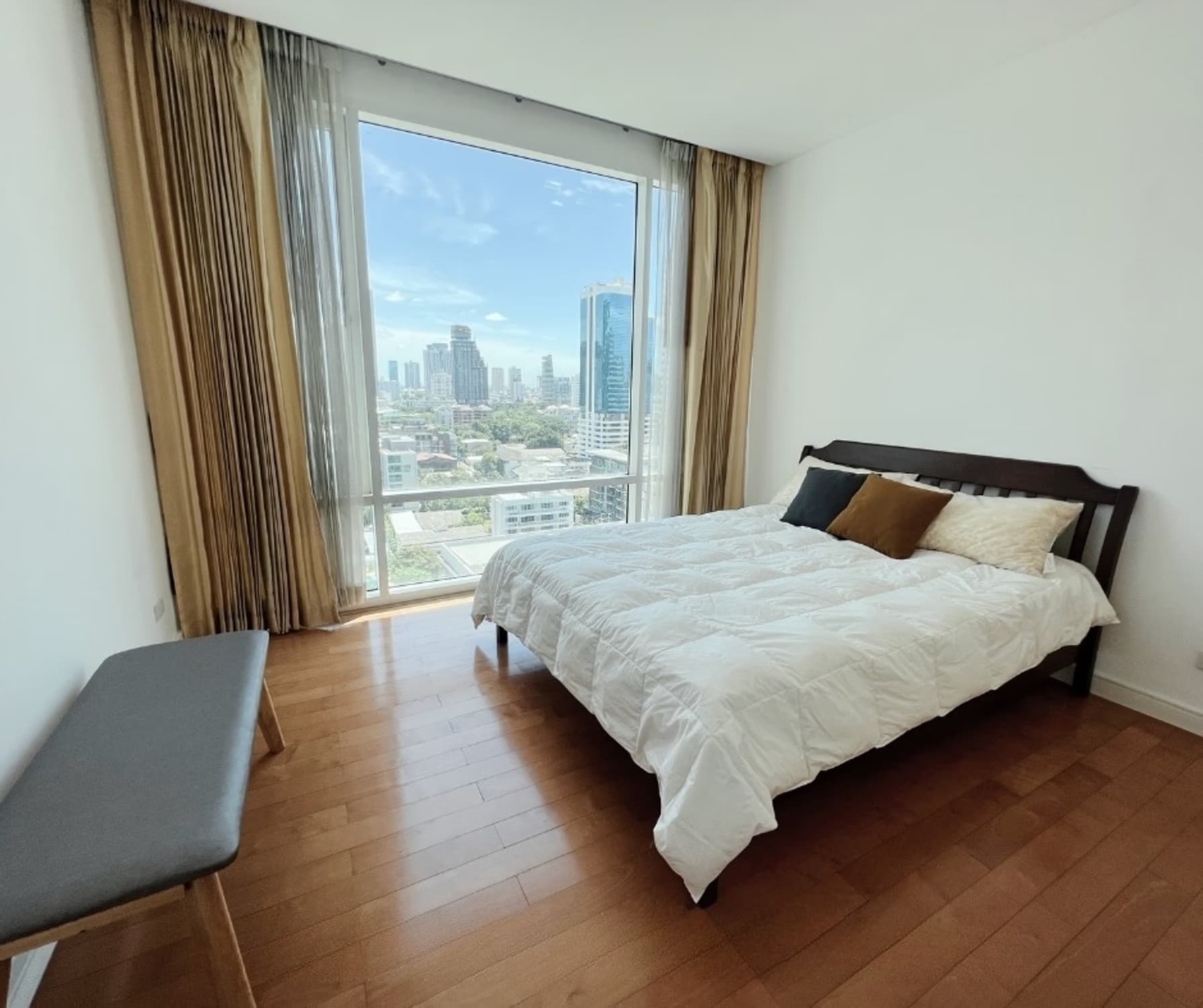 2 Bed Condo for Sale in Watthana - Image 4