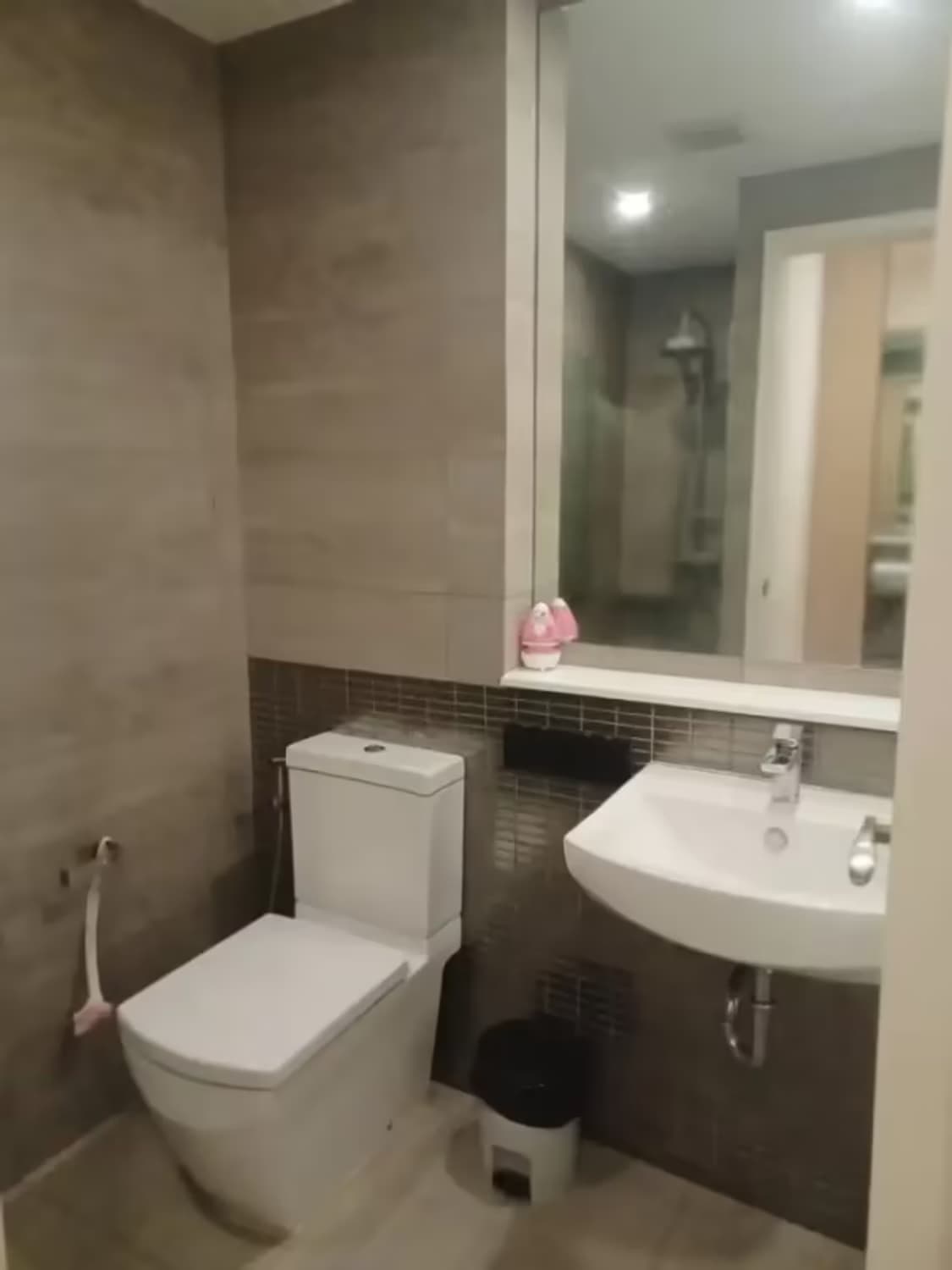 1 Bedroom Condo - Image 13