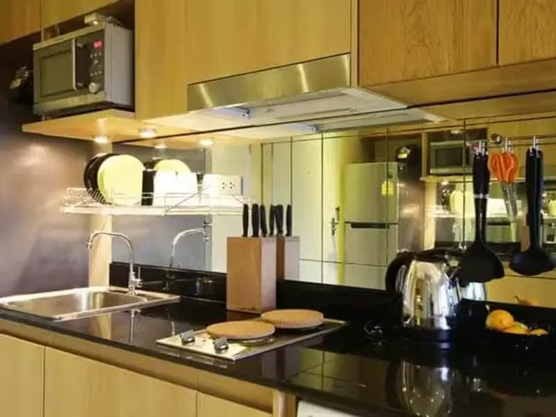 1 Bedroom Condo