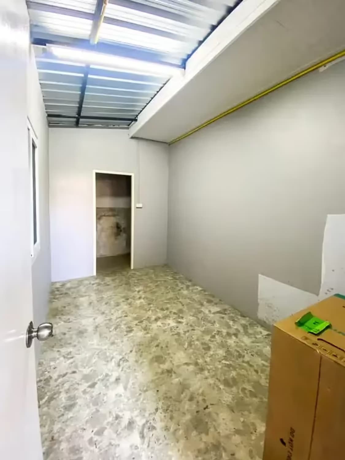 4 Bedroom House - Image 30