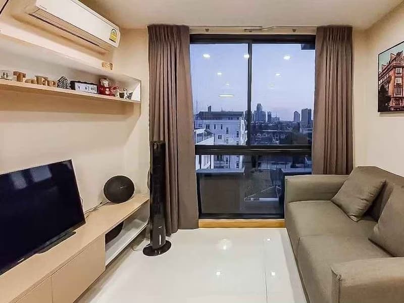 Condo for Rent at The Ace Ekamai