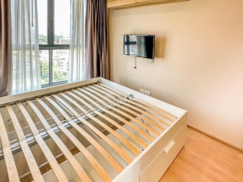 1 Bedroom Condo