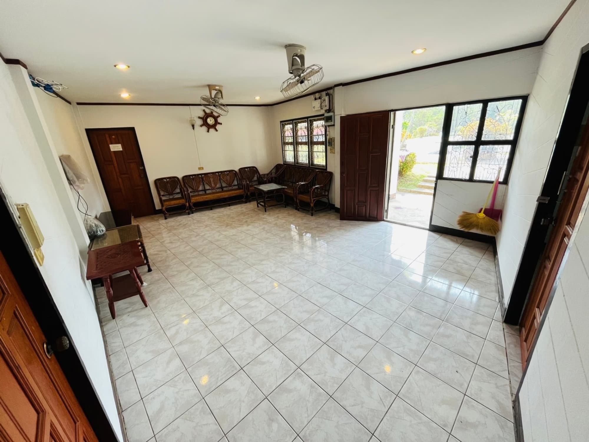 4 Bed House for Rent in San Kamphaeng District - Image 12