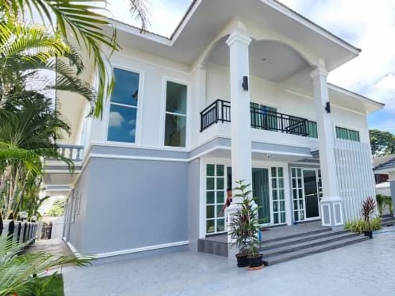 4 Bed House for Sale in Mueang Chiang Mai