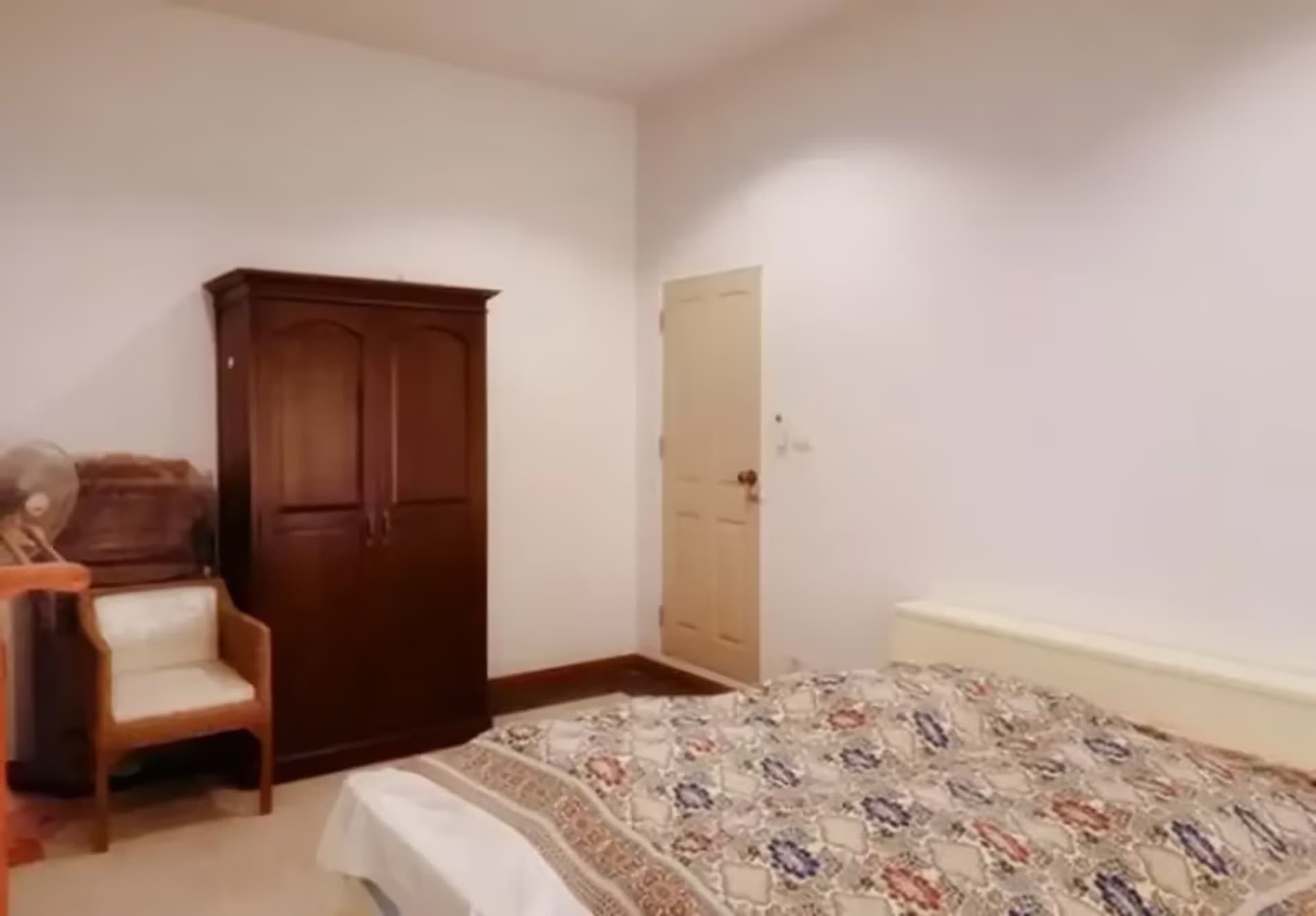 3 Bedroom House - Image 5