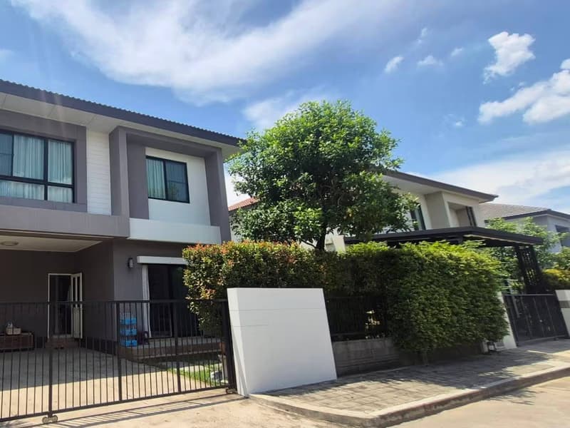 3 Bed House for Rent and Sale in อ.เมือง