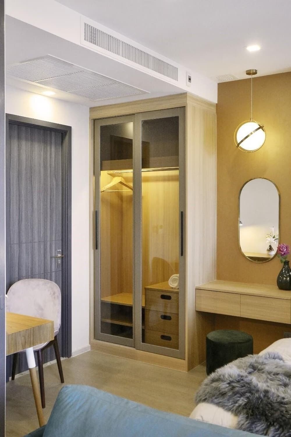 1 Bed Condo for Sale  Near Asok BTS - Image 7