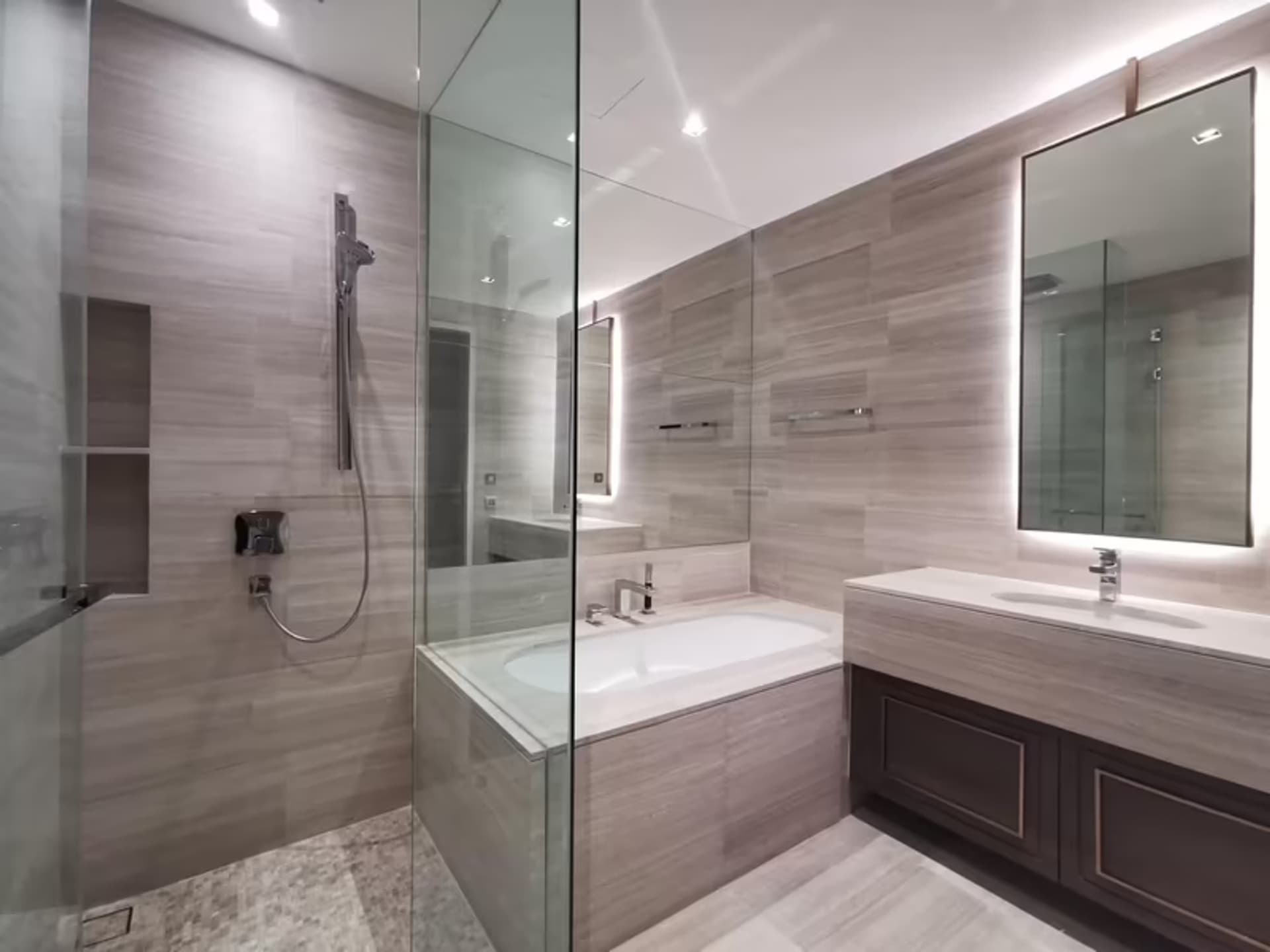 Condo for Rent at The Aspen LaSalle - Image 6