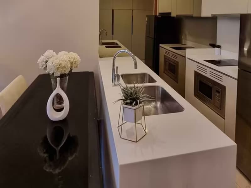 1 Bedroom Condo
