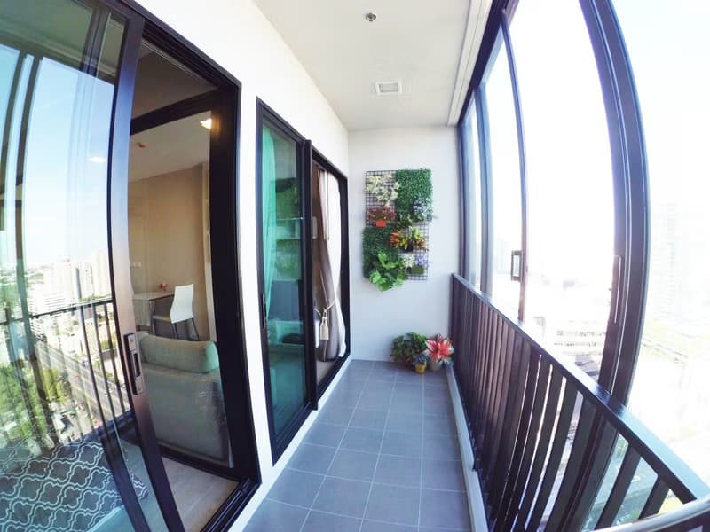 1 Bedroom Condo at Condolette Midst Rama 9