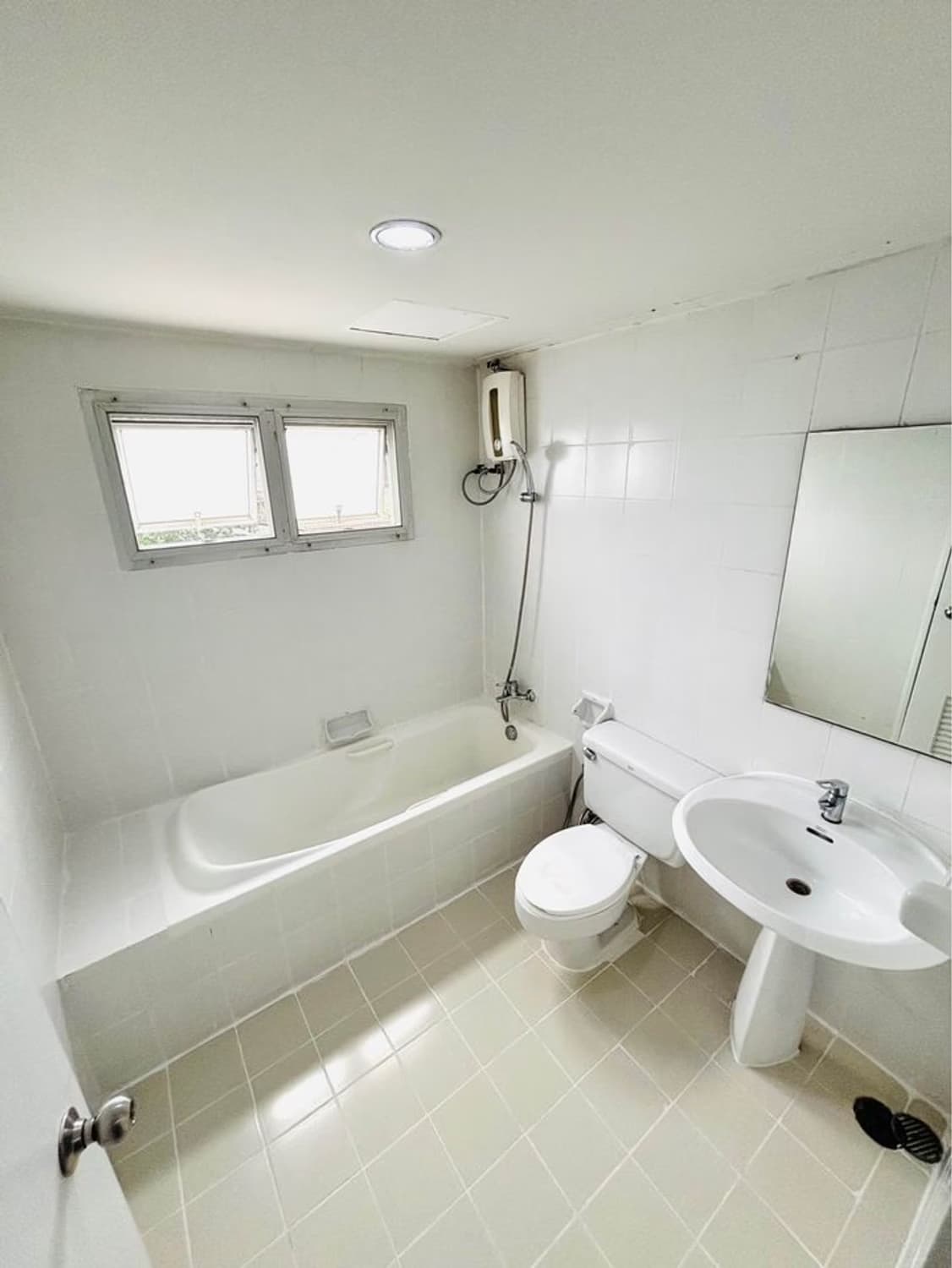  - Image 8