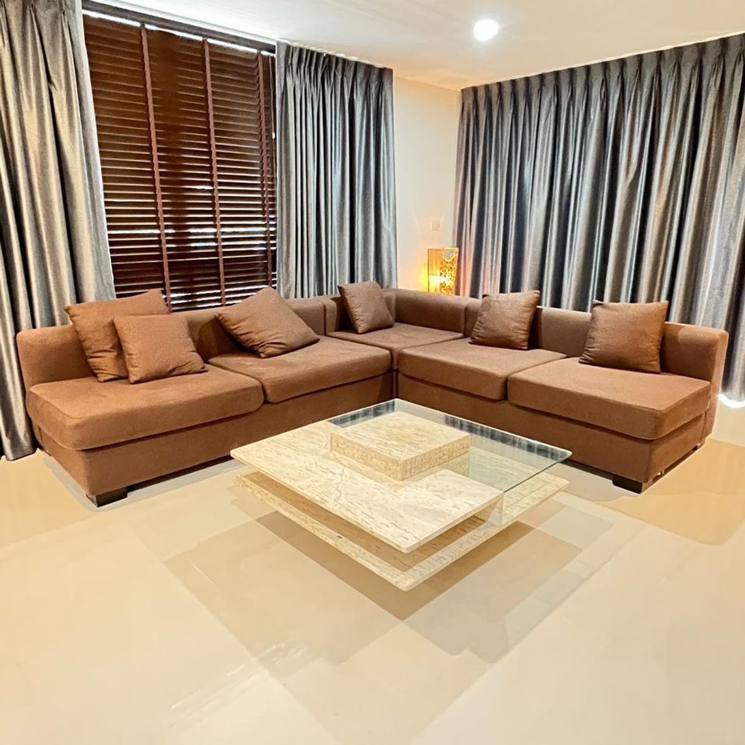 2 Bed Condo for Rent in Watthana - Image 4