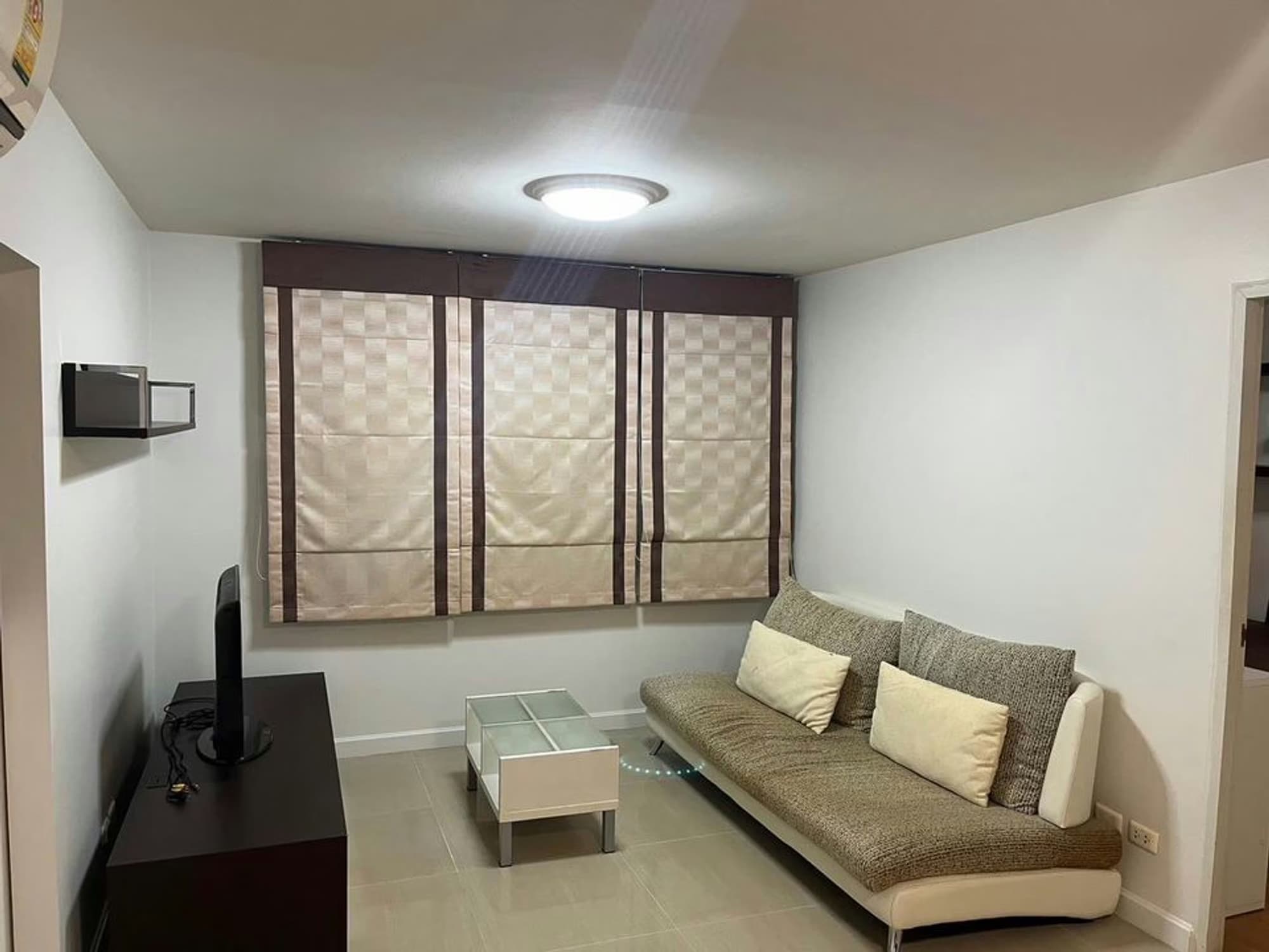 Condo for Rent, Sale at Condo One Thong Lo - Image 1