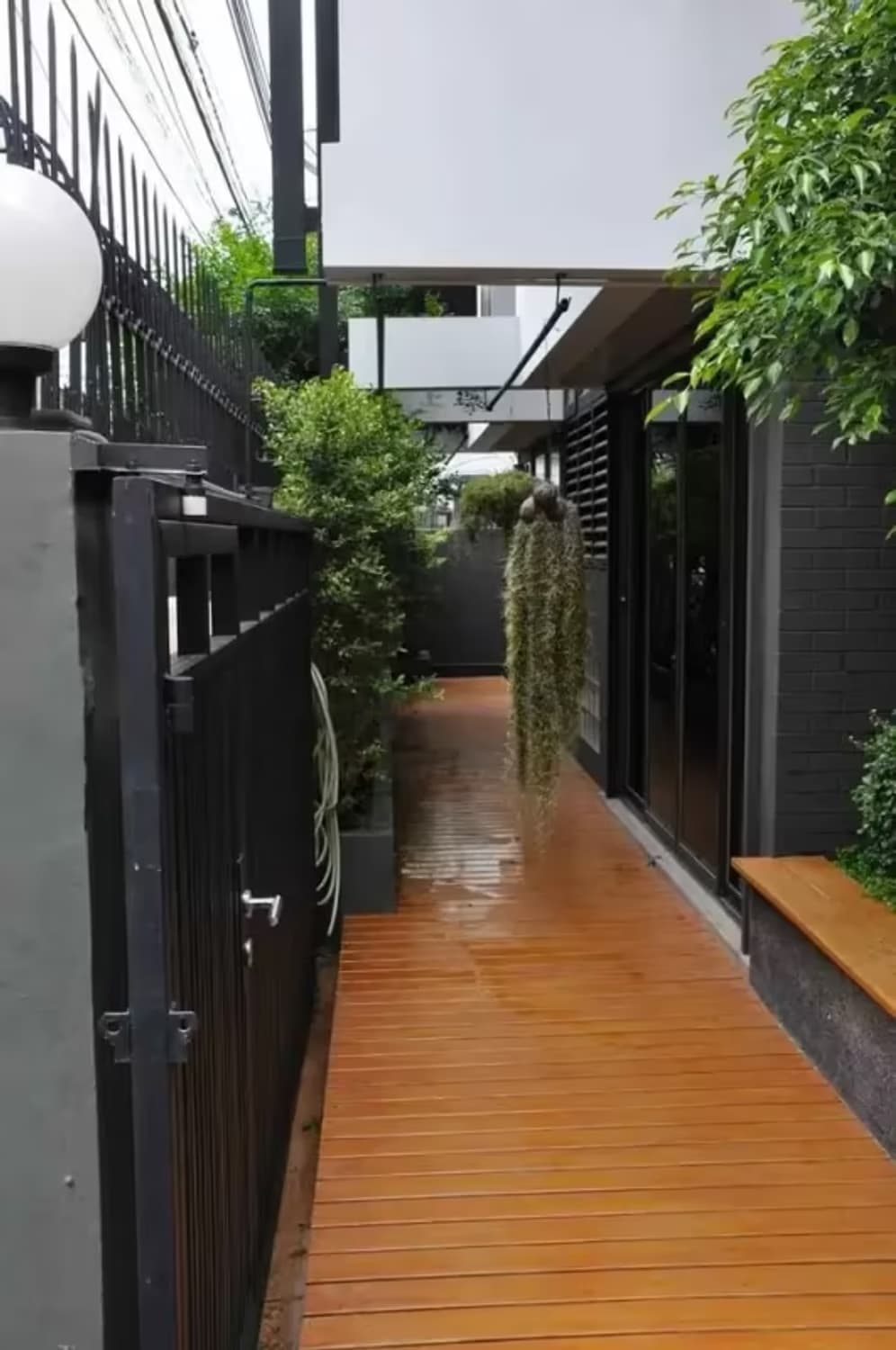 4 Bedroom House - Image 1