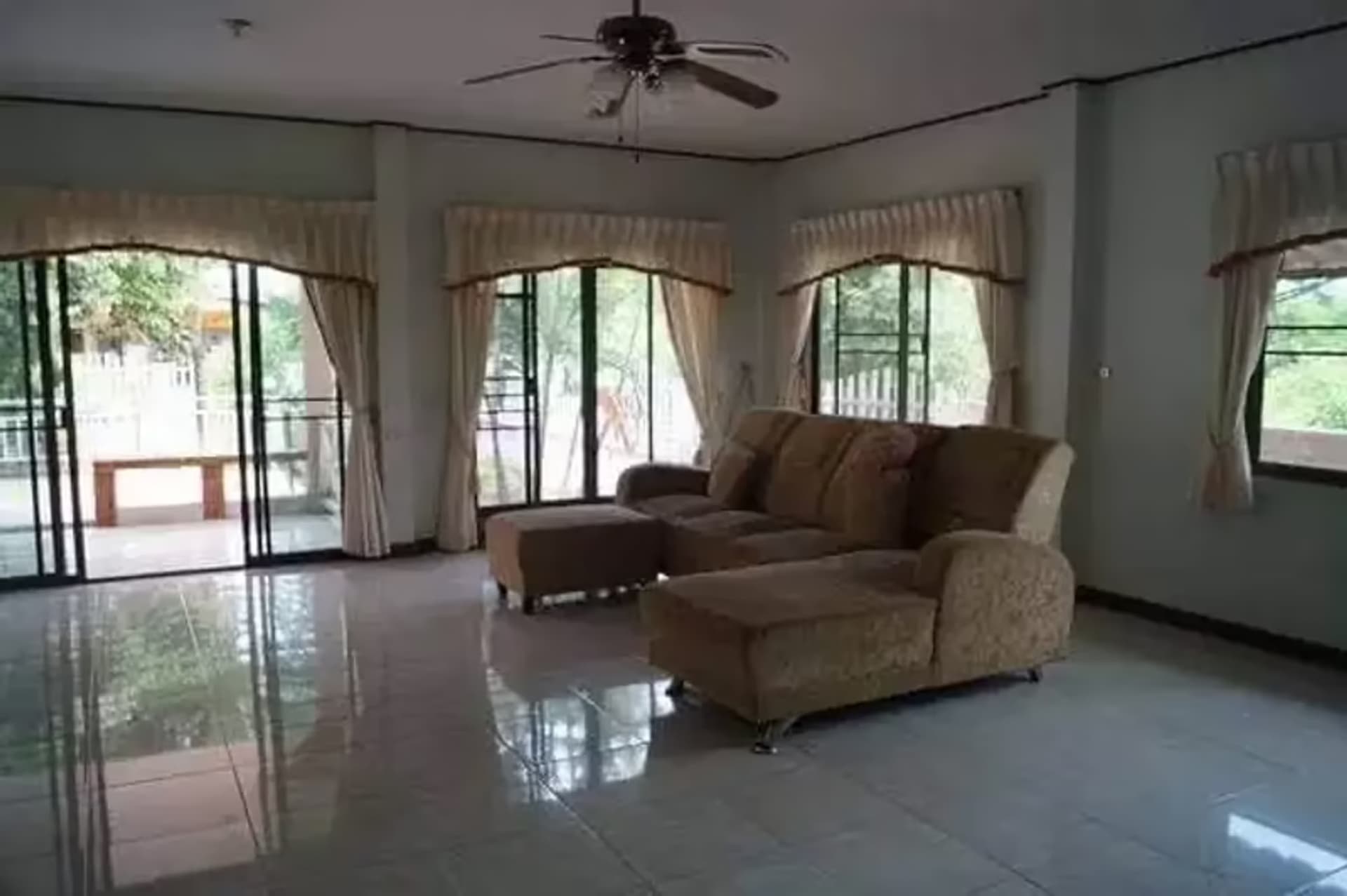 3 Bedroom House - Image 4