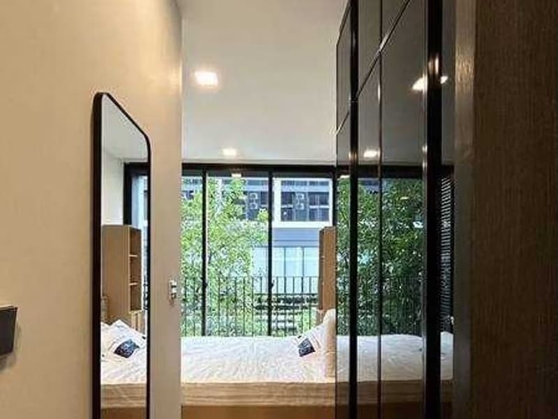 Studio Condo for Rent in Phaya Thai