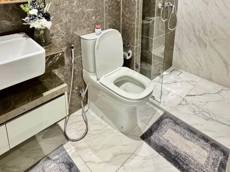 3 Bed Condo for Rent in Watthana