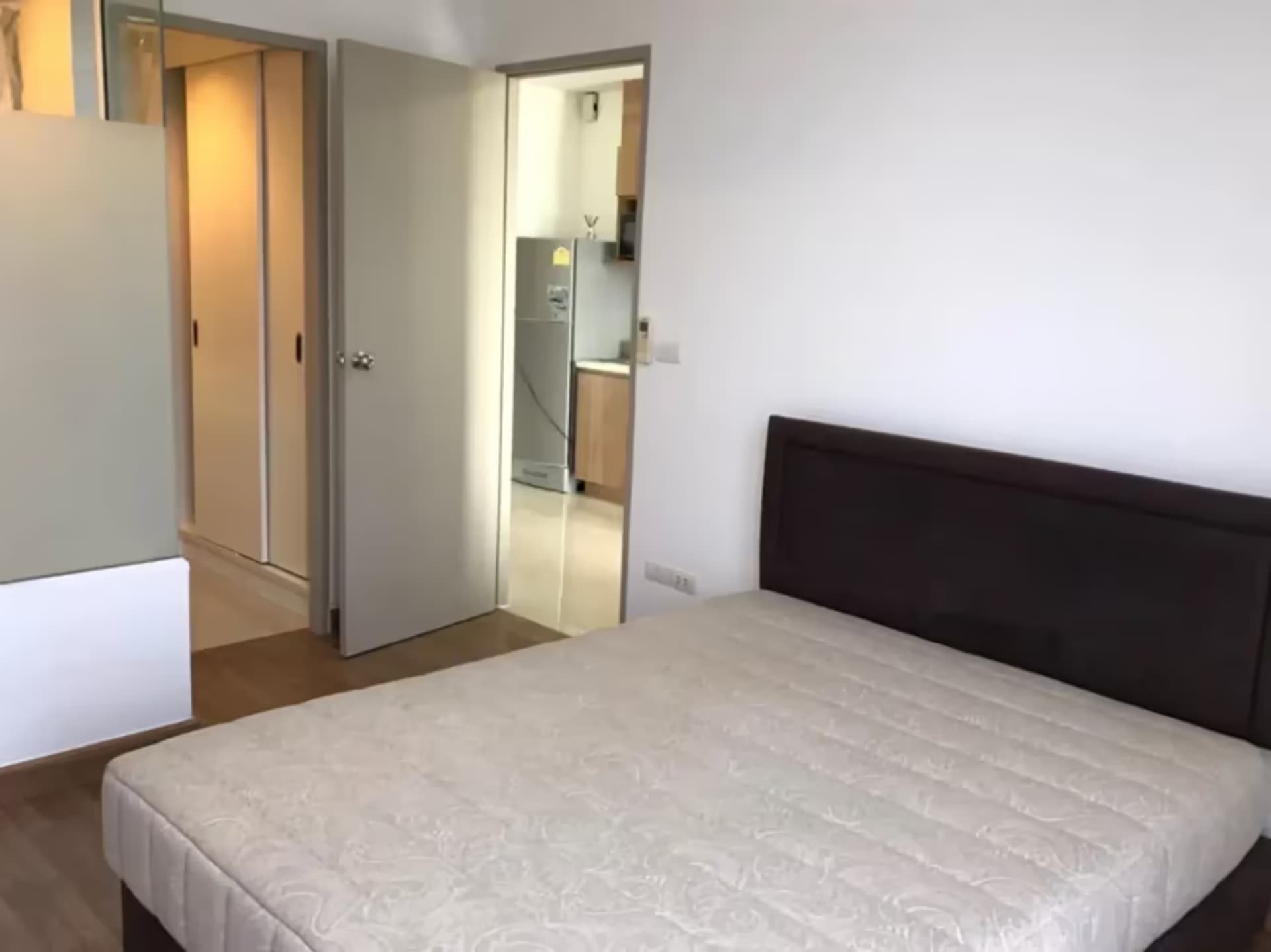1 Bedroom Condo - Image 1