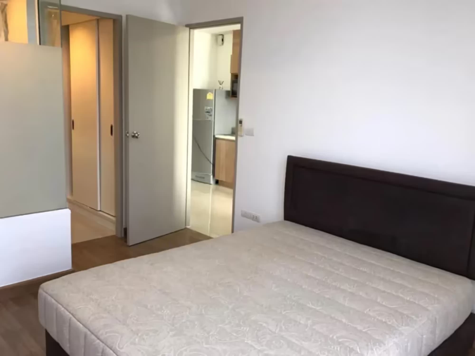 1 Bedroom Condo - Image 1