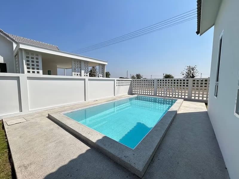 3 Bed House for Rent in Hang Dong District