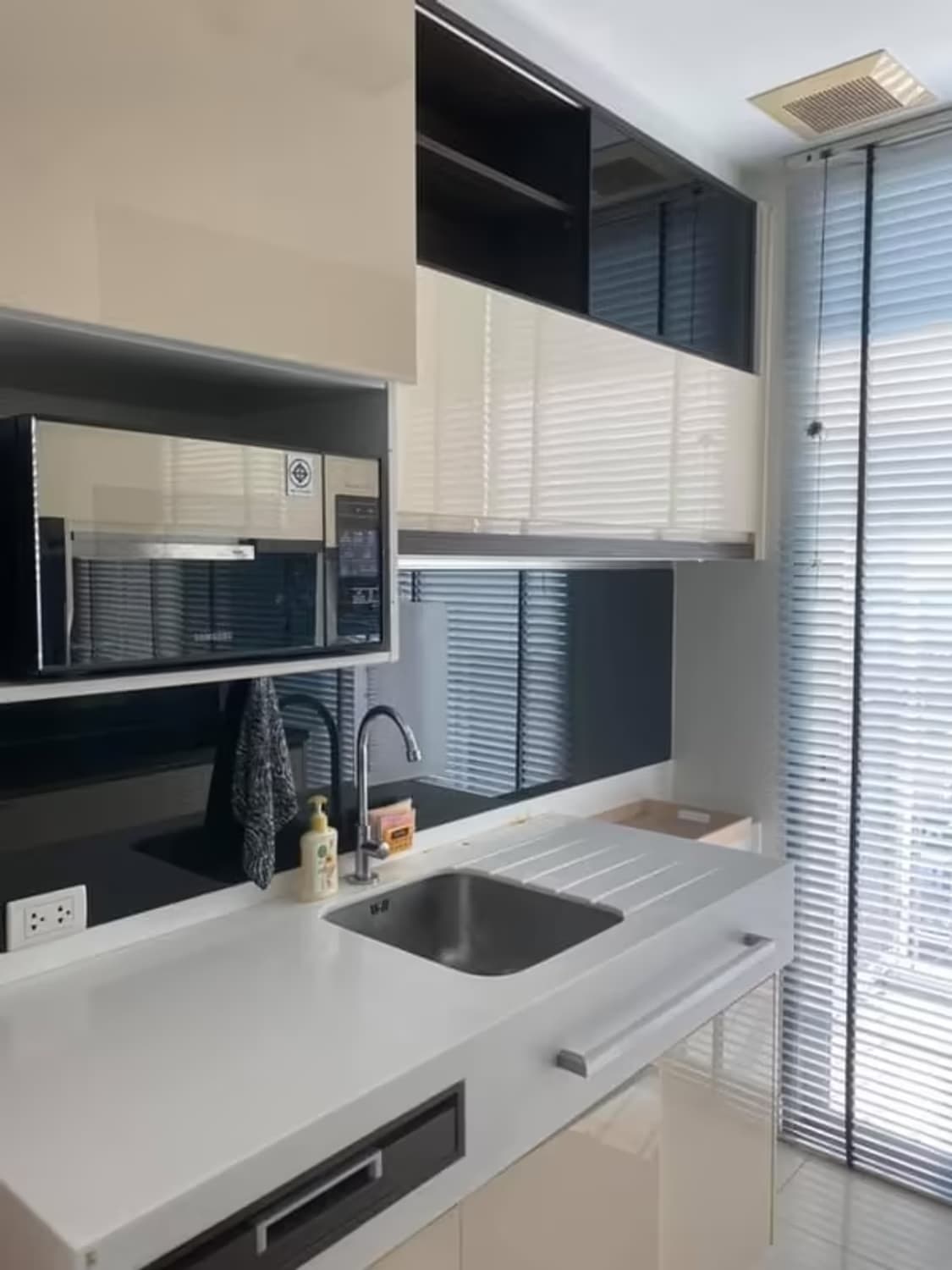 1 Bedroom Condo - Image 2