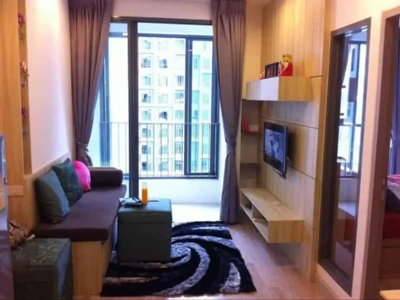 1 Bedroom Condo