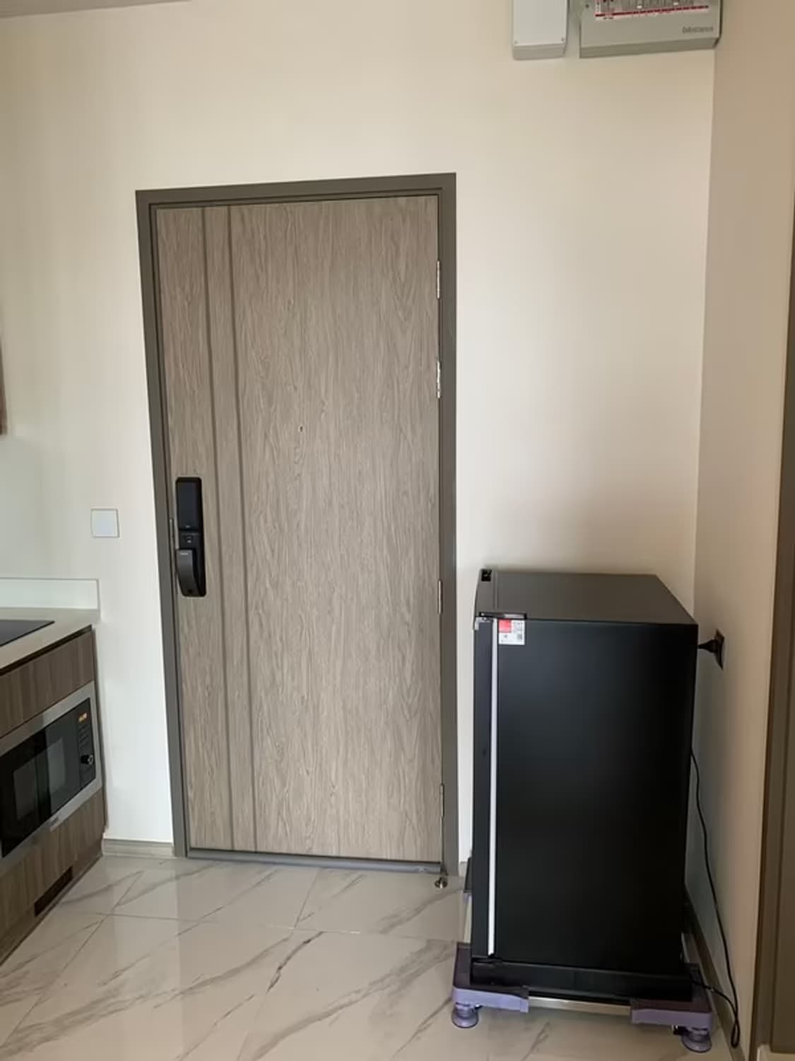 1 Bedroom Condo - Image 12