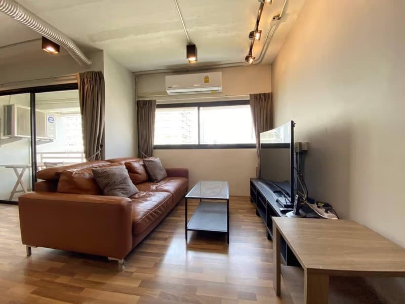 2 Bed Condo for Rent in Watthana