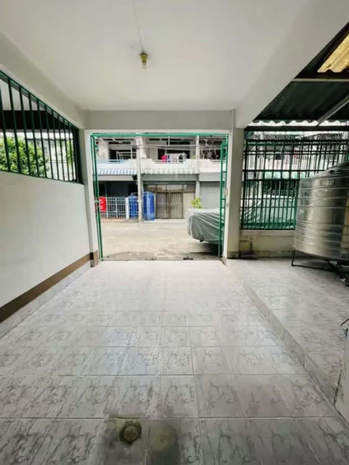 4 Bedroom House - Image 1