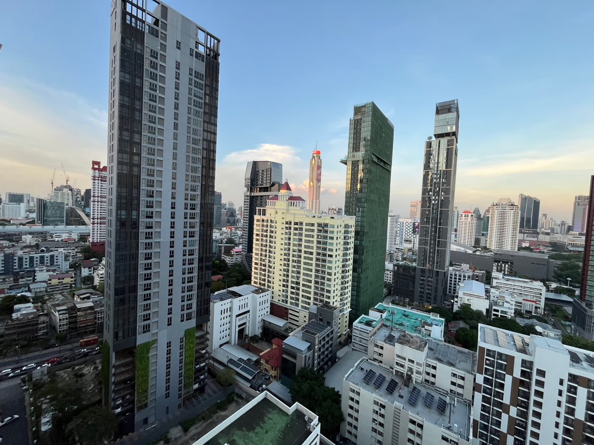 2 Bed Condo for Sale in Ratchathewi - Image 8