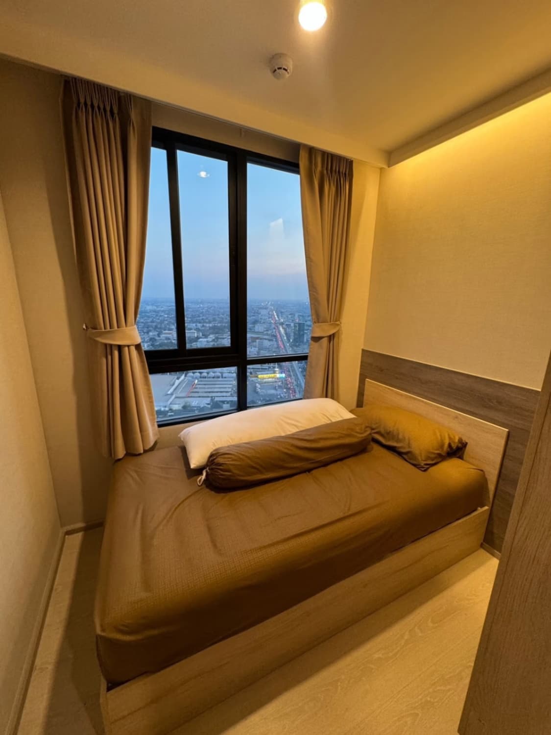 2 Bed Condo for Rent and Sale in Mueang Samut Prakan - Image 21