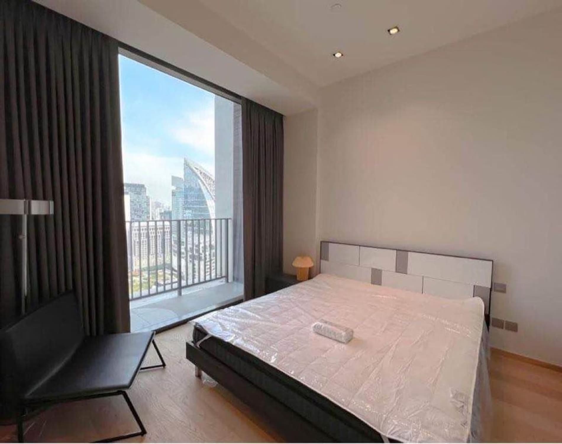 1 Bed Condo for Rent in Pathum Wan - Image 4