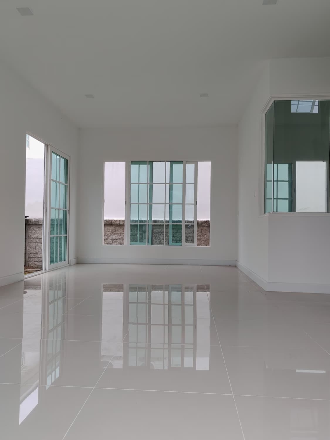 4 Bed House for Sale in Prawet - Image 3
